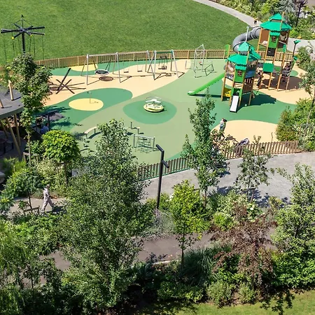 Urban Plaza Mountain View Luxury Retreat Daire