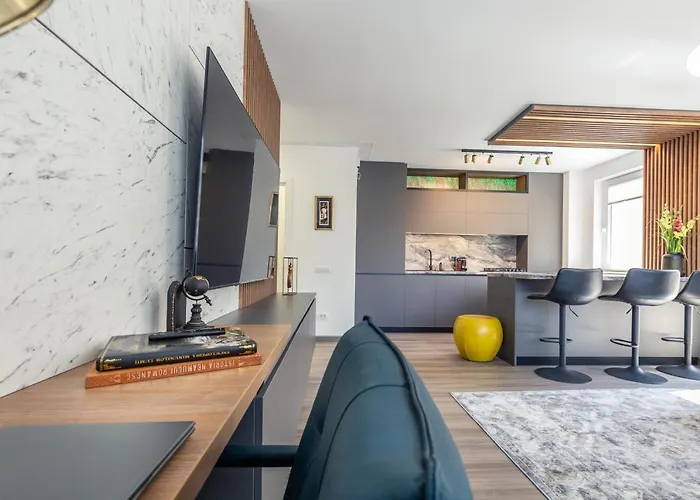 Urban Plaza Mountain View Luxury Retreat Apartamento *